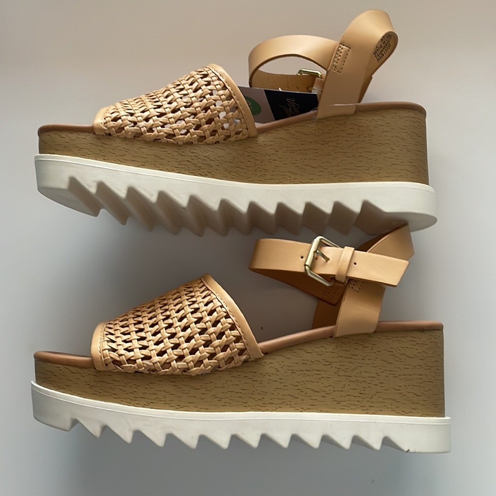 Universal Thread Alba Platform Heels Tan Size 8.5
